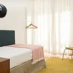 Flattered To Be In Apartmán