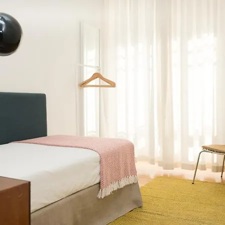 Flattered To Be In Apartman