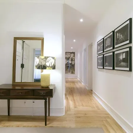 フラッタード トゥ ビー *